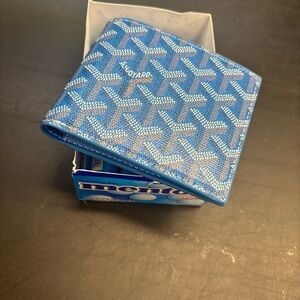 Meet your Posher, Xavier